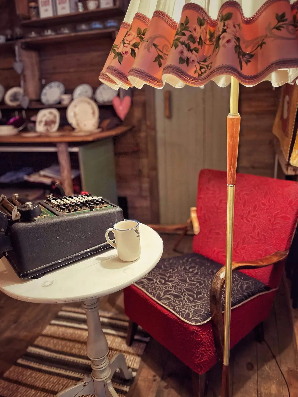 Rustikk dekor i cafeen