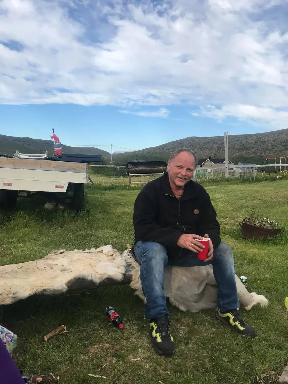 Benn Olsborg tar seg en pause på Farmen
